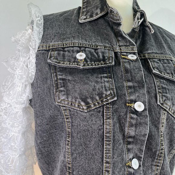 Denim Jacket with lace sleeves - Picture 10 of 17